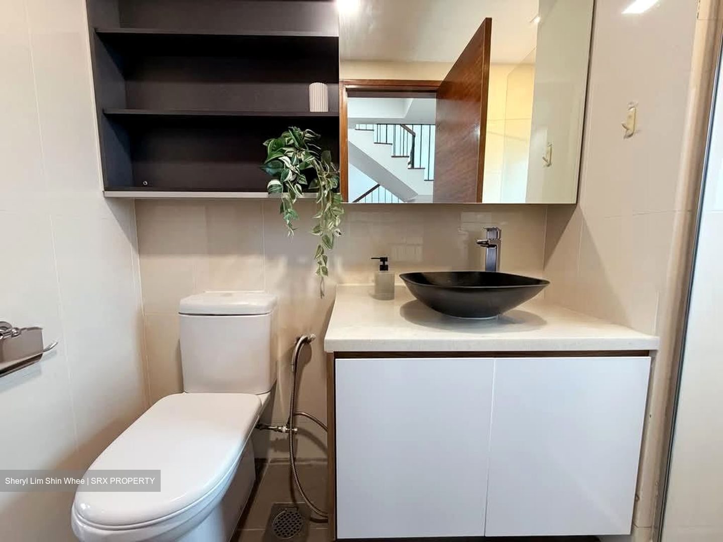 La Belle (D19), Terrace #587031821